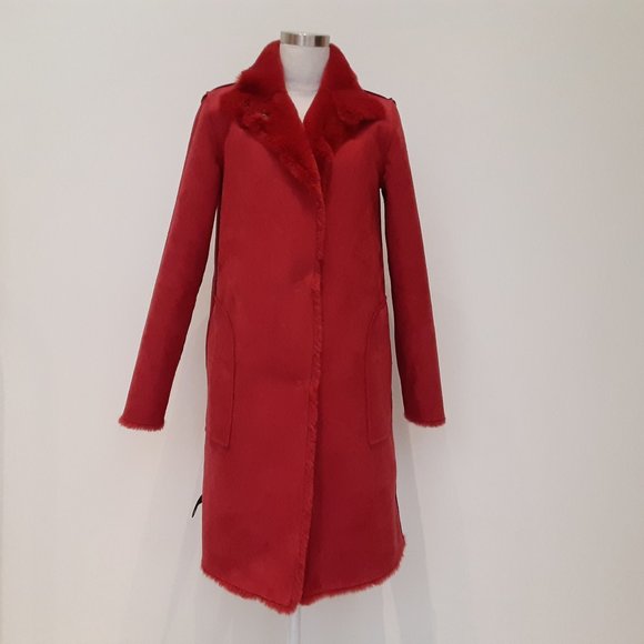 NWT VELVET BY GRAHAM & SPENCER MINA LUX FAUX FUR REVERSIBLE RED JACKET SIZE M - Picture 2 of 10